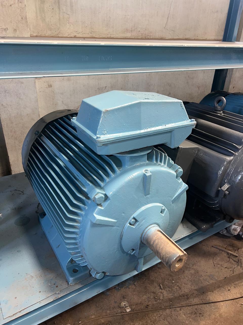40HP Motor Stock